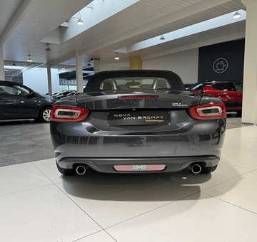 Fiat 124 Spider 1.4 MultiAir Lusso Met Gps + Leder (2018)