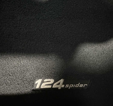 Fiat 124 Spider 1.4 MultiAir Lusso Met Gps + Leder (2018)