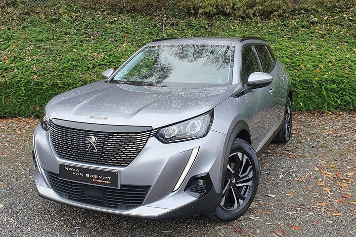 Peugeot 2008 1.2 PureTech Allure S&S 100pk (2021)