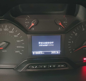 Peugeot Rifter 1.2 PureTech Standard Allure S&S 110P CAM+PSENS (2022)